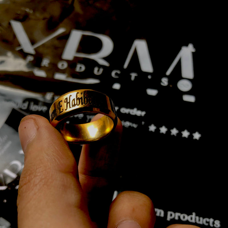 Engraved women ring